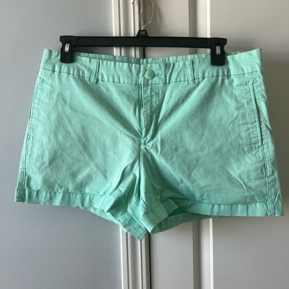 Gap mint green "khaki" Shorts